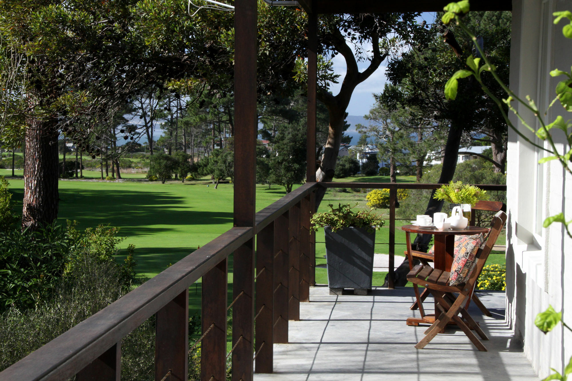 Hermanus Lodge On The Green - Solar Power Dış mekan fotoğraf